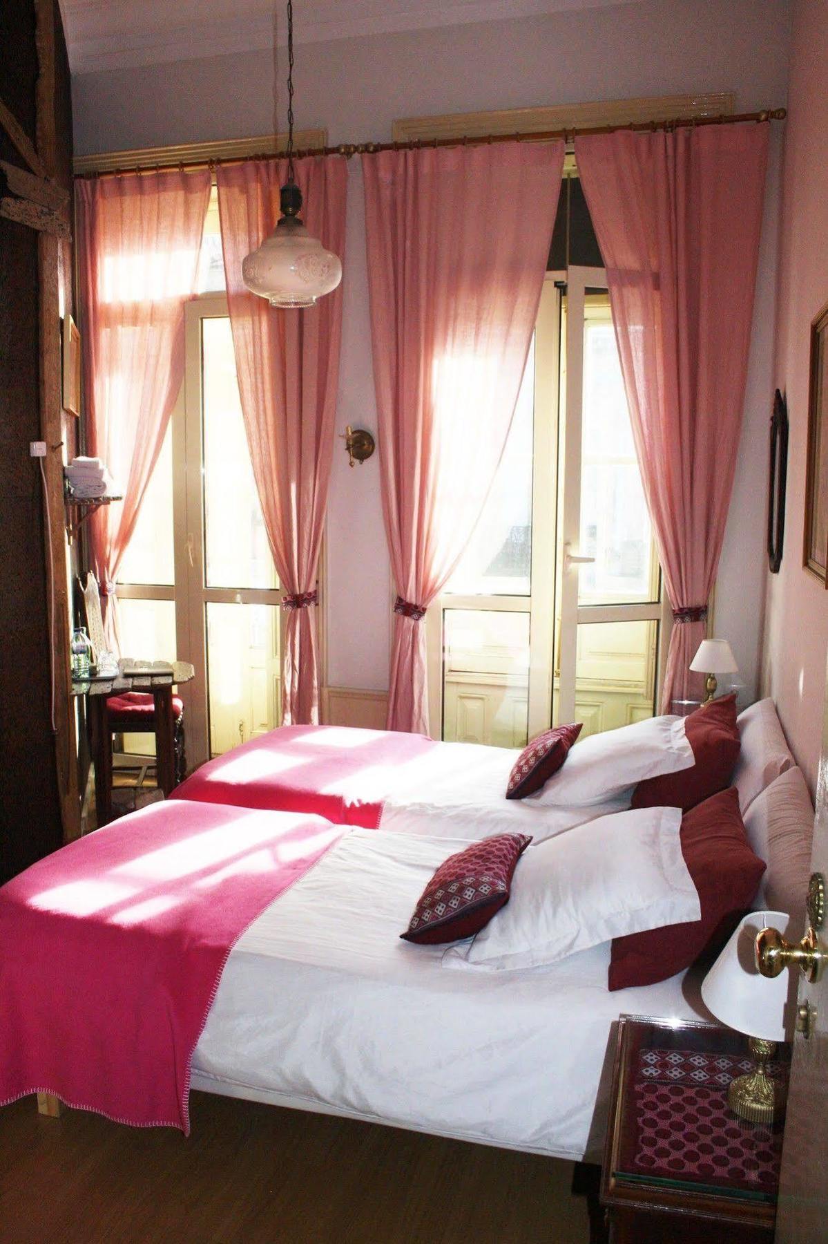 Alvares Cabral 3* Porto